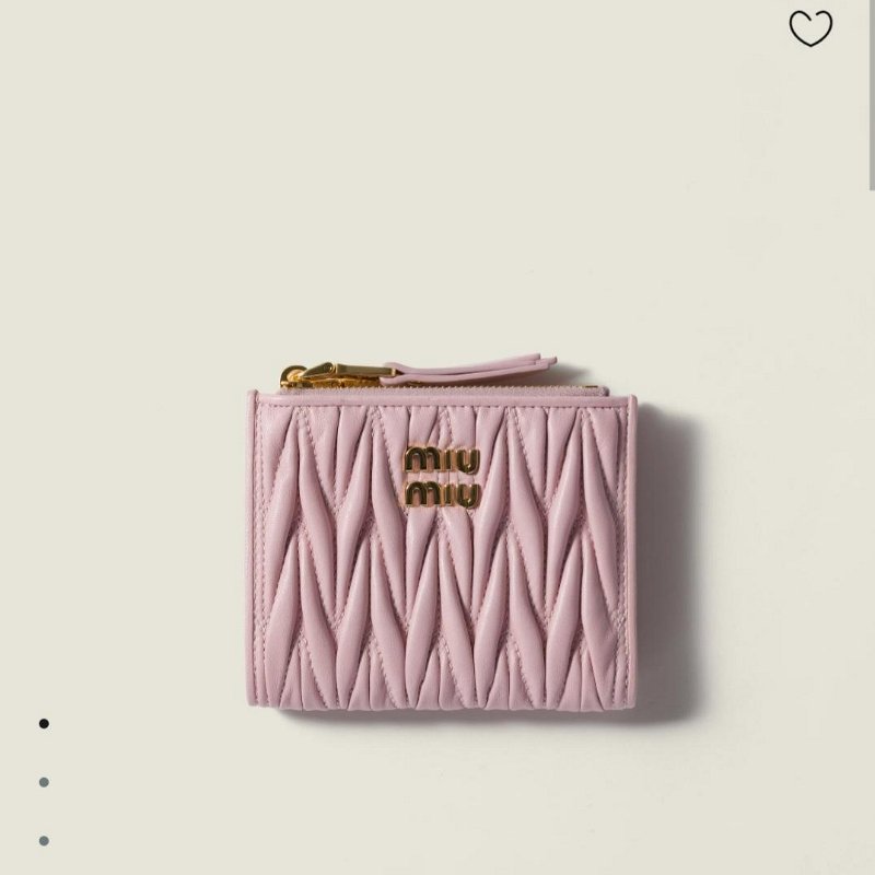 💎Han's house精品服飾💎MIU MIU Matelass 納帕皮 雙拉鍊 對釦式 短夾 義大利製 現貨 全配 原價27000-7