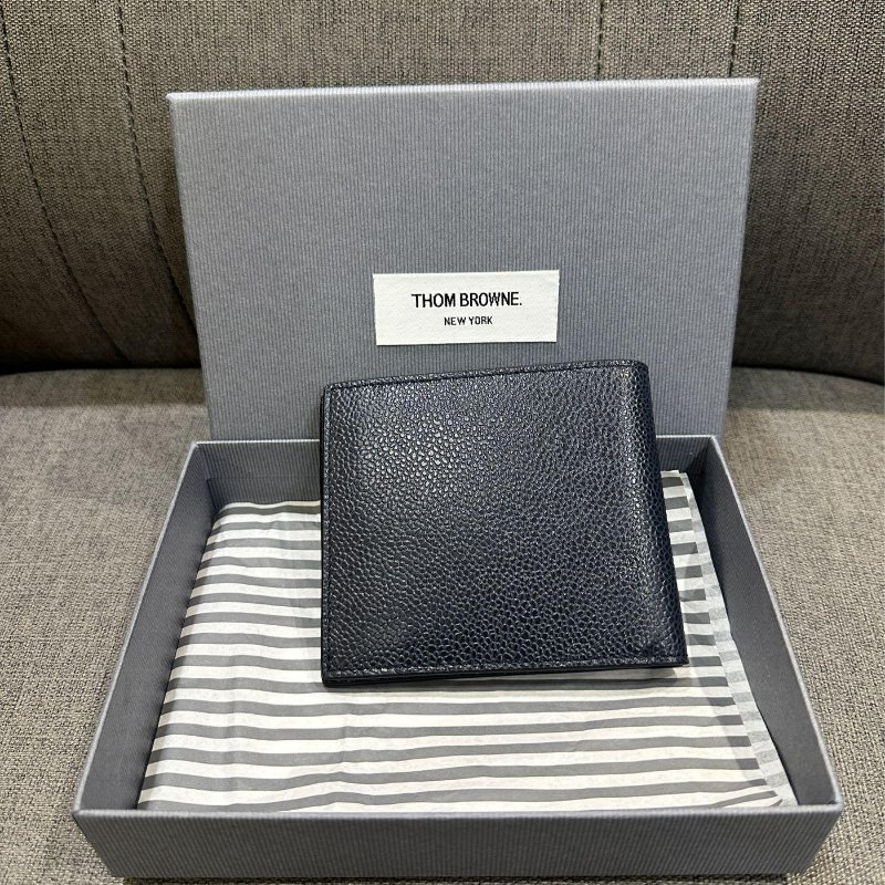 💎Han's house精品服飾💎 Thom Browne TB 4杆 荔枝皮 短夾 原價13900-5