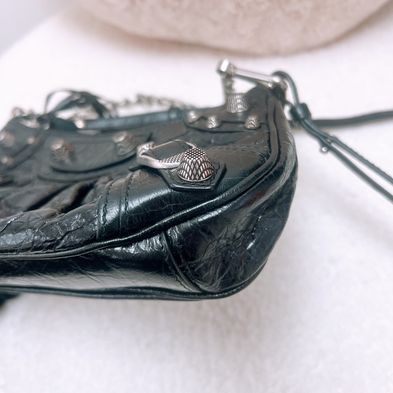 Balenciaga le cagole mini 黑色機車腋下包-4