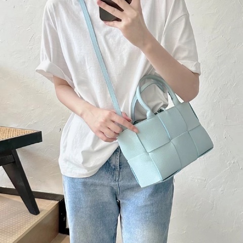 BV葆蝶家！芯片款Arco mini tote新款托特包