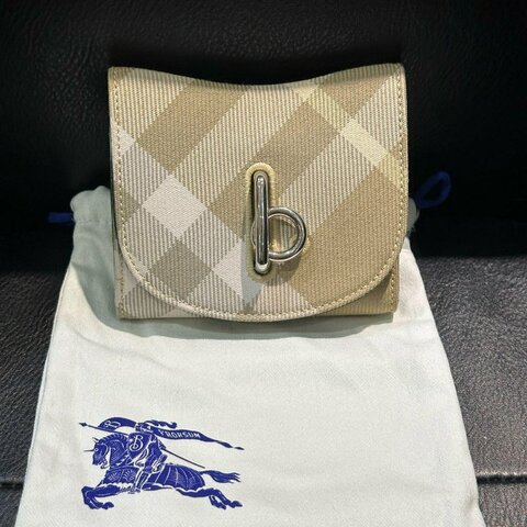 💎Han's house精品服飾💎BURBERRY Rocking Horse 格紋 三折 短夾 現貨 原價27500