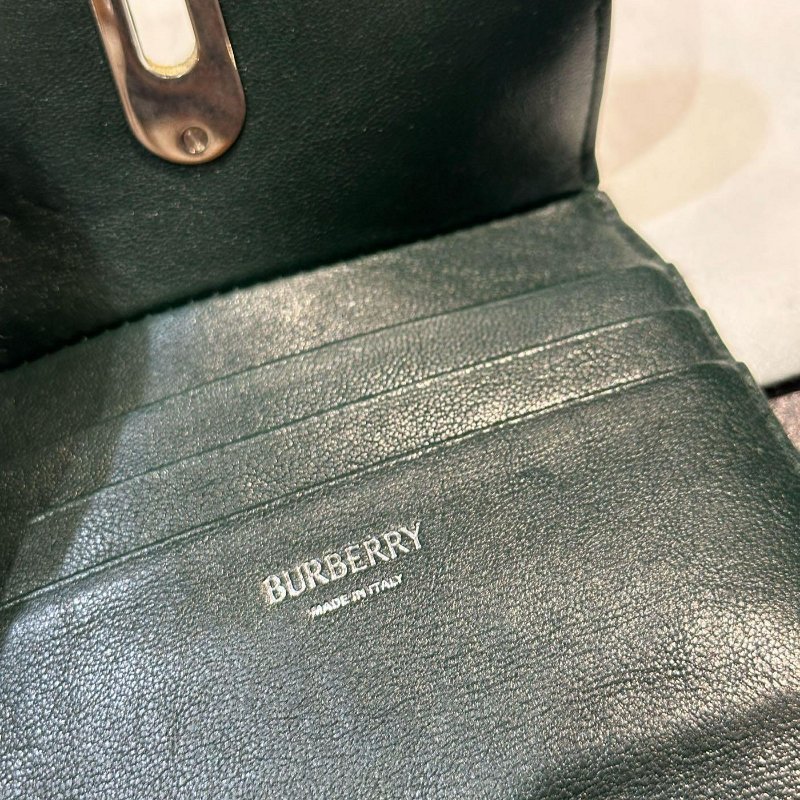 💎Han's house精品服飾💎BURBERRY Rocking Horse 格紋 三折 短夾 現貨 原價27500-8