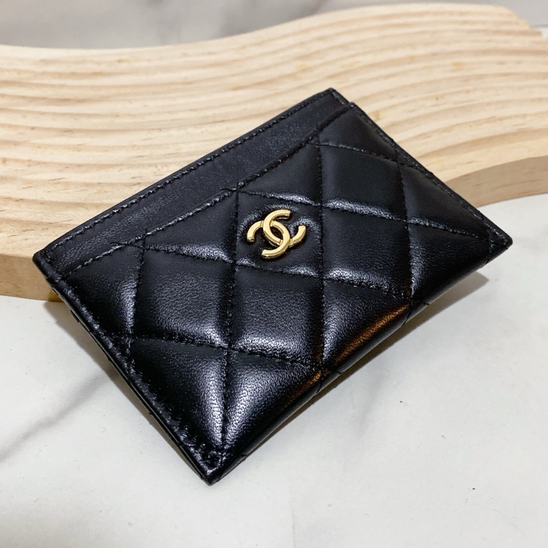 Chanel 黑金羊皮卡包-1