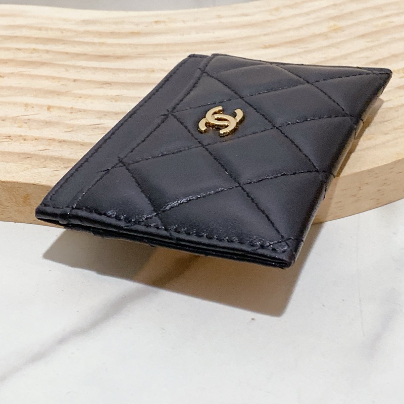 Chanel 黑金羊皮卡包-7