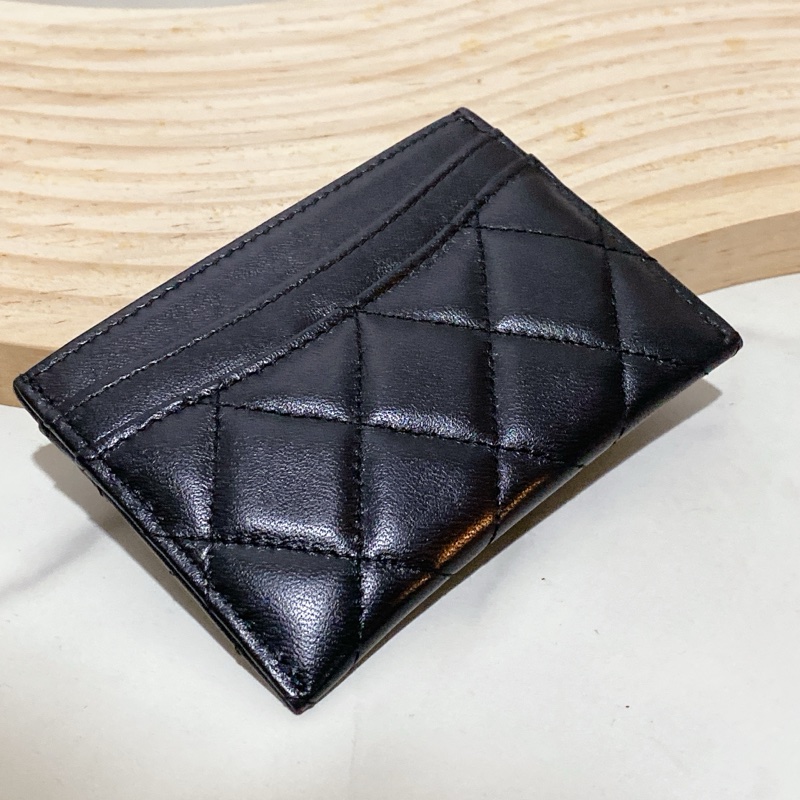 Chanel 黑金羊皮卡包-12