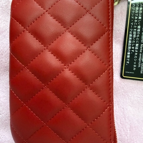 CHANELㄧ字拉鍊（鏈）零錢包