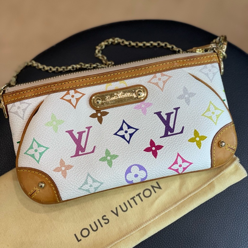 LV 白三彩鏈條麻將包 成色不錯 容量放手機沒問題，日常出門很方便，尺寸約20*10.5cm-0