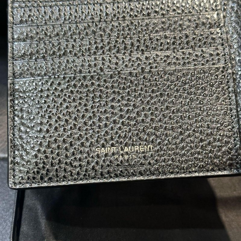 💎Han's house精品服飾💎 SAINT LAURENT YSL 小牛皮 荔枝紋 短夾 義大利製 現貨 原價18400-4