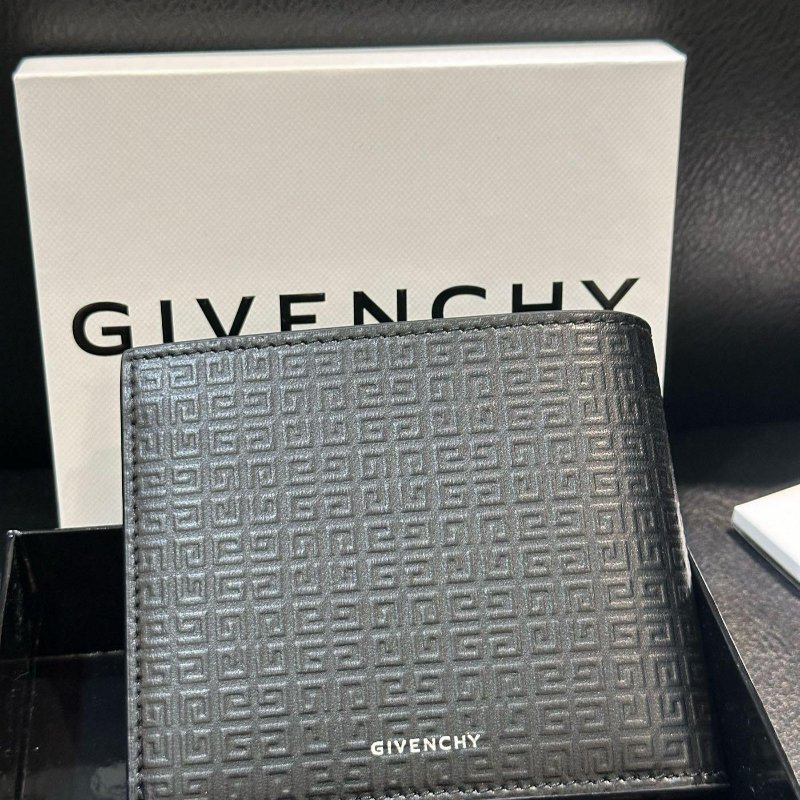 💎Han's house精品服飾💎GIVENCHY 紀梵希 小牛皮 短夾 卡夾 原價15000-5