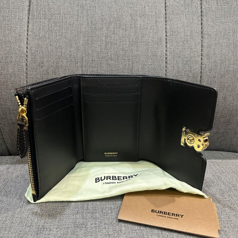 💎Han's house精品服飾💎Burberry TB 零錢袋 短夾-3