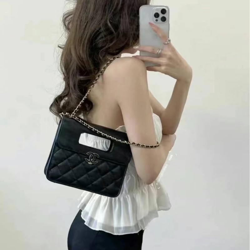 香奈兒Chanel 23s隱藏款黑金牛皮復古造型手套口蓋包公文包2ways晶片款-17