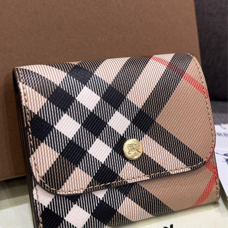 💎Han's house精品服飾💎Burberry 零錢包 卡包 卡夾 14.X14.5CM  原價12800-6