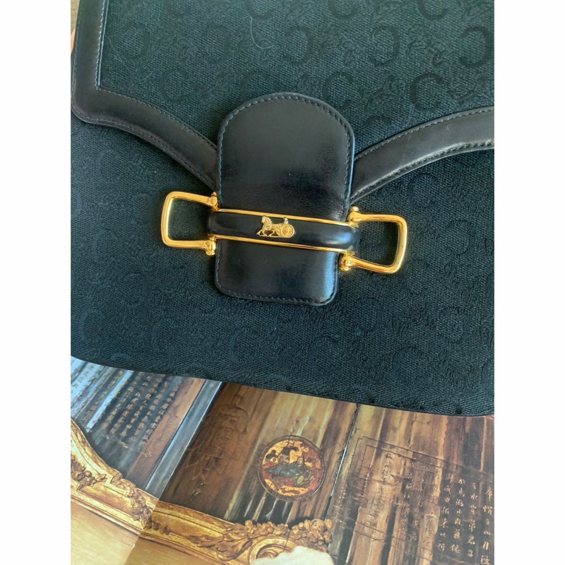 思琳 賽琳 復古黑色 老花 馬車 腋下包 黑色帆布 黑色皮革 馬車包 側背包 托特包 側肩包 罕有 中古 老花包 古董包 中古包celine vintage triomphe bag black-4