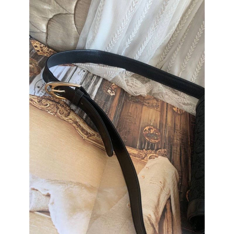 思琳 賽琳 復古黑色 老花 馬車 腋下包 黑色帆布 黑色皮革 馬車包 側背包 托特包 側肩包 罕有 中古 老花包 古董包 中古包celine vintage triomphe bag black-18