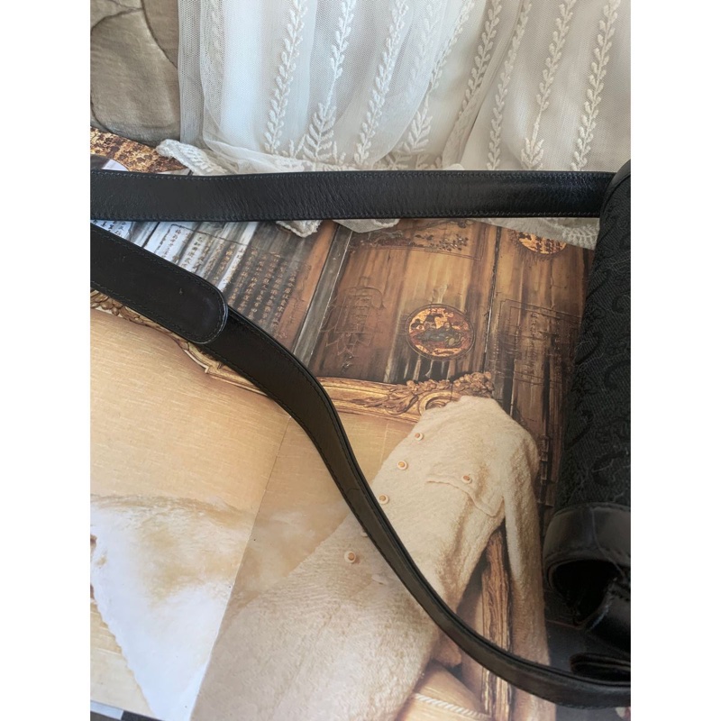 思琳 賽琳 復古黑色 老花 馬車 腋下包 黑色帆布 黑色皮革 馬車包 側背包 托特包 側肩包 罕有 中古 老花包 古董包 中古包celine vintage triomphe bag black-20