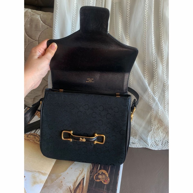 思琳 賽琳 復古黑色 老花 馬車 腋下包 黑色帆布 黑色皮革 馬車包 側背包 托特包 側肩包 罕有 中古 老花包 古董包 中古包celine vintage triomphe bag black-25