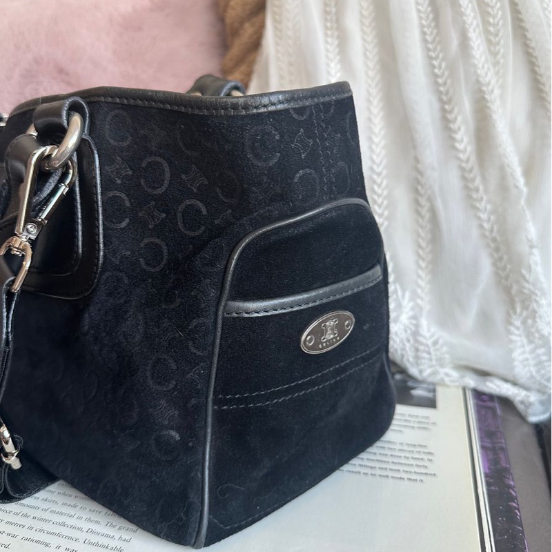 思琳 賽琳 復古黑色 老花 馬車 猄皮 腋下包 側背包 托特包 黑色皮革 側肩包 罕有 中古 老花包 古董包 中古包celine vintage triomphe bag black-10