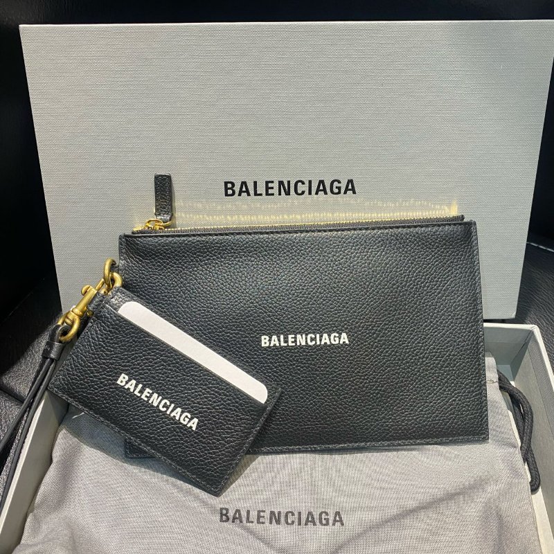 💎Han's house精品服飾💎 Balenciaga 巴黎世家 小牛皮 雙卡包 卡夾 頸掛包-0