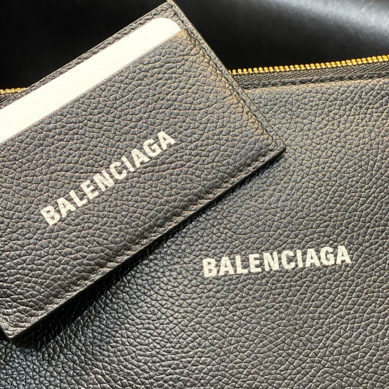 💎Han's house精品服飾💎 Balenciaga 巴黎世家 小牛皮 雙卡包 卡夾 頸掛包-6