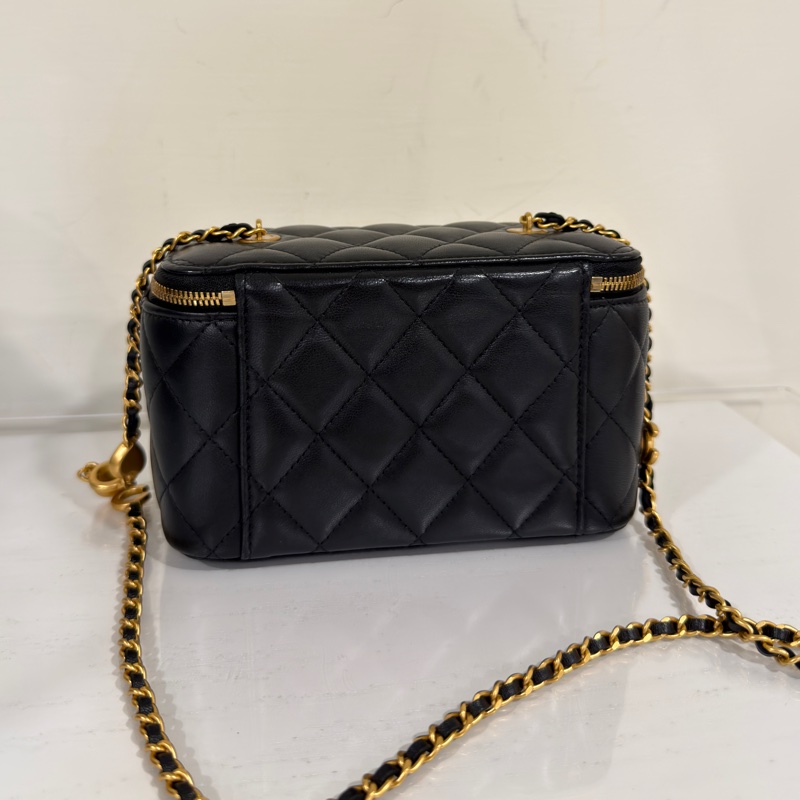 #稀有勳章皮穿肩帶 #超甜💰 香奈兒黑金長盒子斜挎包🈶鏡子-4