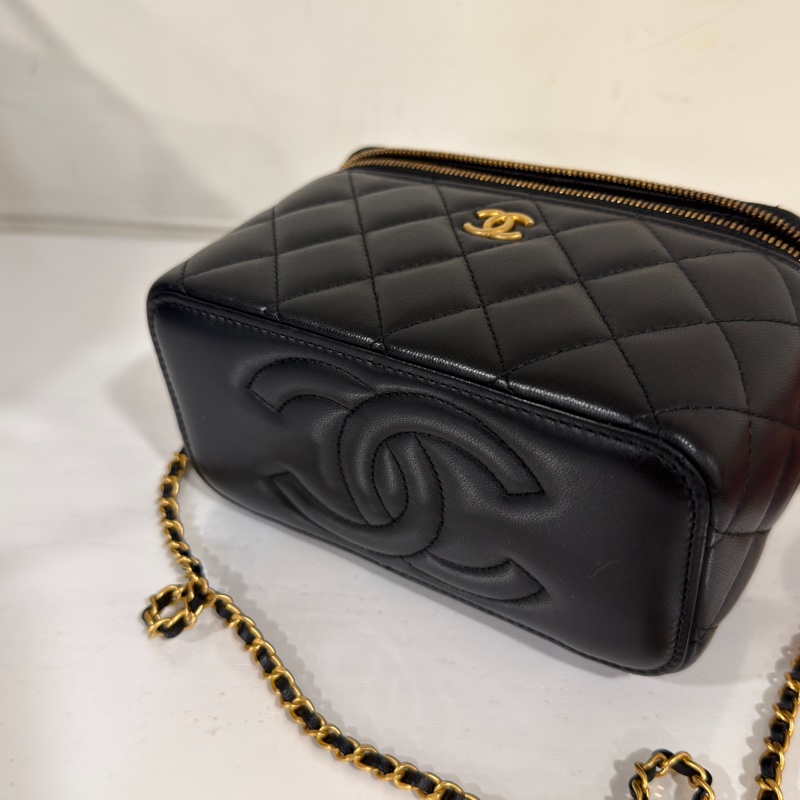 #稀有勳章皮穿肩帶 #超甜💰 香奈兒黑金長盒子斜挎包🈶鏡子-8