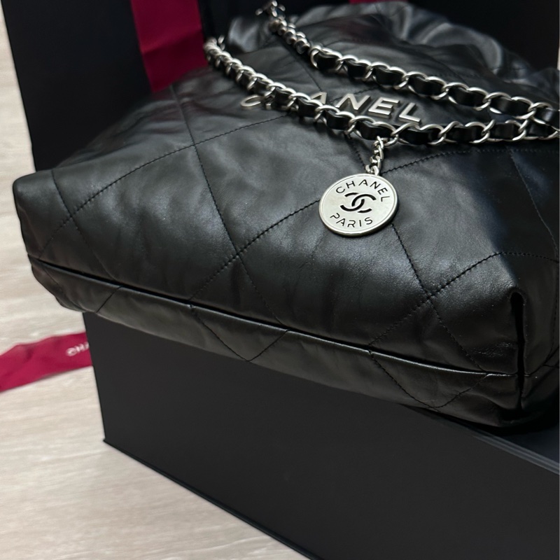Chanel 22bag 小號黑銀 垃圾袋-9