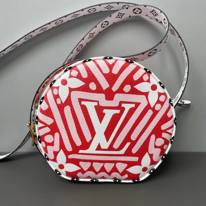 LV Crafty紅色小號 限定款塗鴉印花圓餅包 17*16*7.5  98新配件塵袋-9