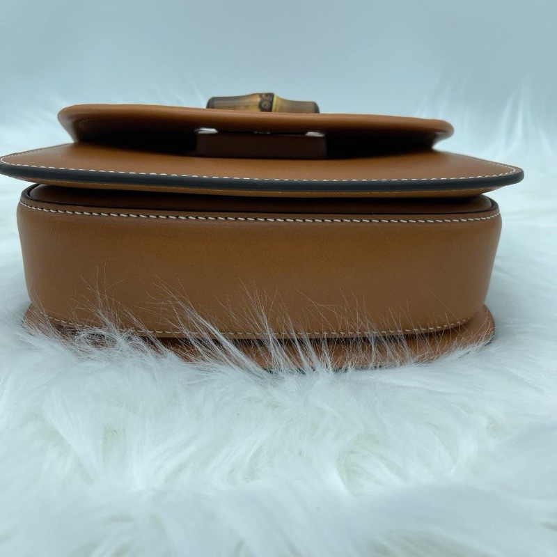 Gucci bamboo竹節鎖扣隨身包牛皮腰包 18*6*11.5cm 99新配件盒子 塵袋-5