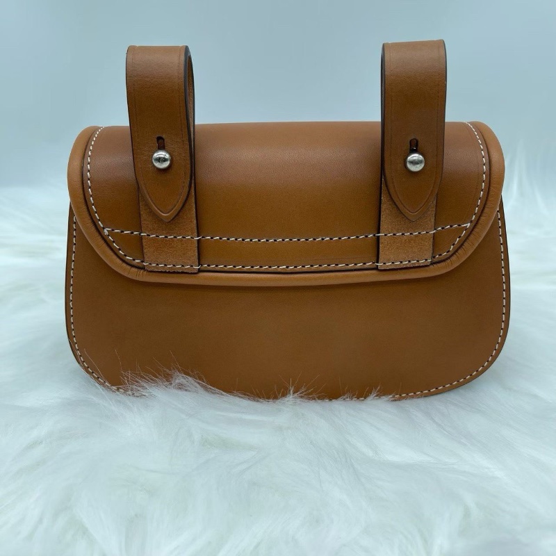 Gucci bamboo竹節鎖扣隨身包牛皮腰包 18*6*11.5cm 99新配件盒子 塵袋-9