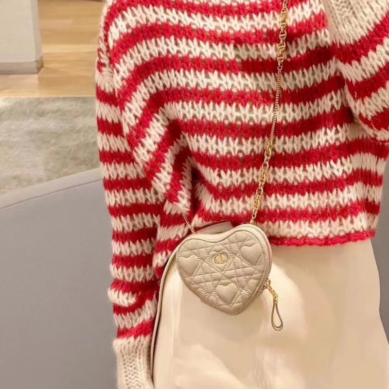 Dior Caro 情人節限定系列心形鏈條包 11*10*1.5㎝ 99新配件塵袋-0