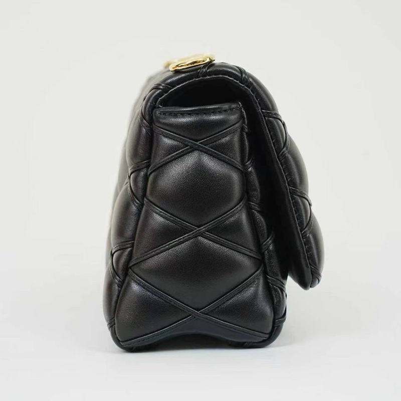 LV Pico Go-14黑金鍊條包 羊皮 23*10*16 99新配件鏡子 肩帶 盒子 塵袋-4