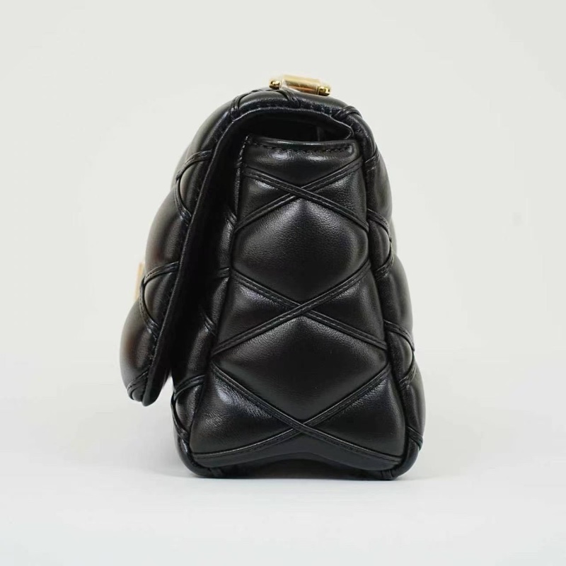 LV Pico Go-14黑金鍊條包 羊皮 23*10*16 99新配件鏡子 肩帶 盒子 塵袋-8