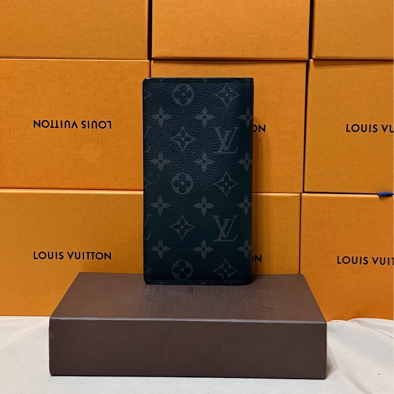 ✨芯片款 近新閒置 路易威登 Louis Vuitton 限量箱塔塗鴉 黑老花對開 17卡零錢袋長夾-4
