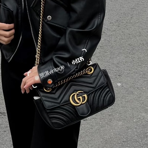 新款來啦😍99新💯Gucci古馳新款黑金Marmont馬蒙22單肩斜塊鏈條包
