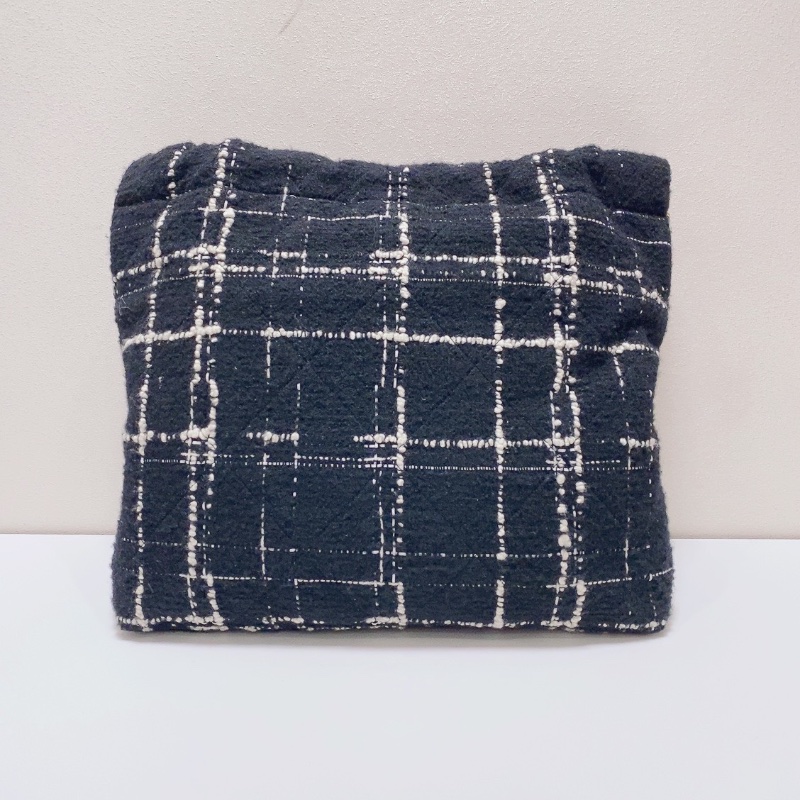 Chanel 黑金羊毛斜紋軟呢中號22bag 垃圾袋鏈條包 芯片款36x8x35cm 99新配件子袋 塵袋-8
