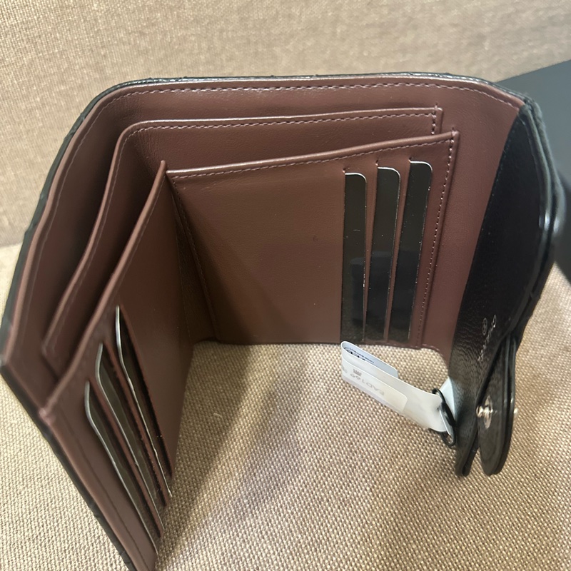 CHANEL 經典款 —經典翻蓋荔枝紋短夾-13