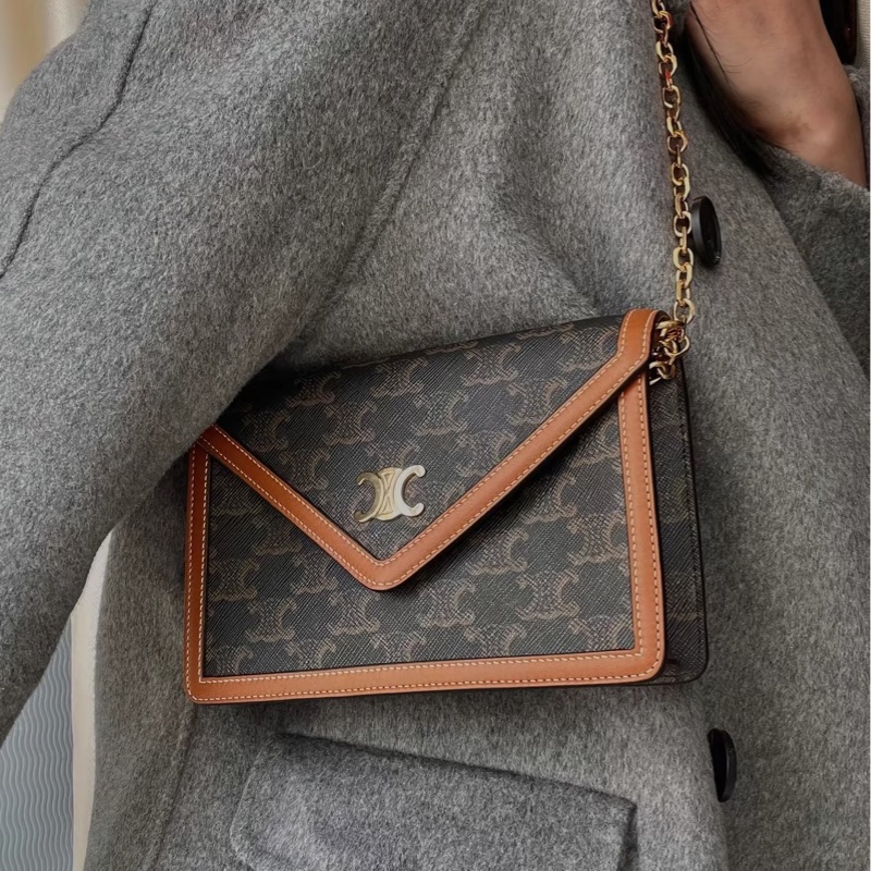 買到賺到✨99新🆕Celine賽琳triomphe老花焦糖拼色Woc信封包肩背包單肩斜挎包-1