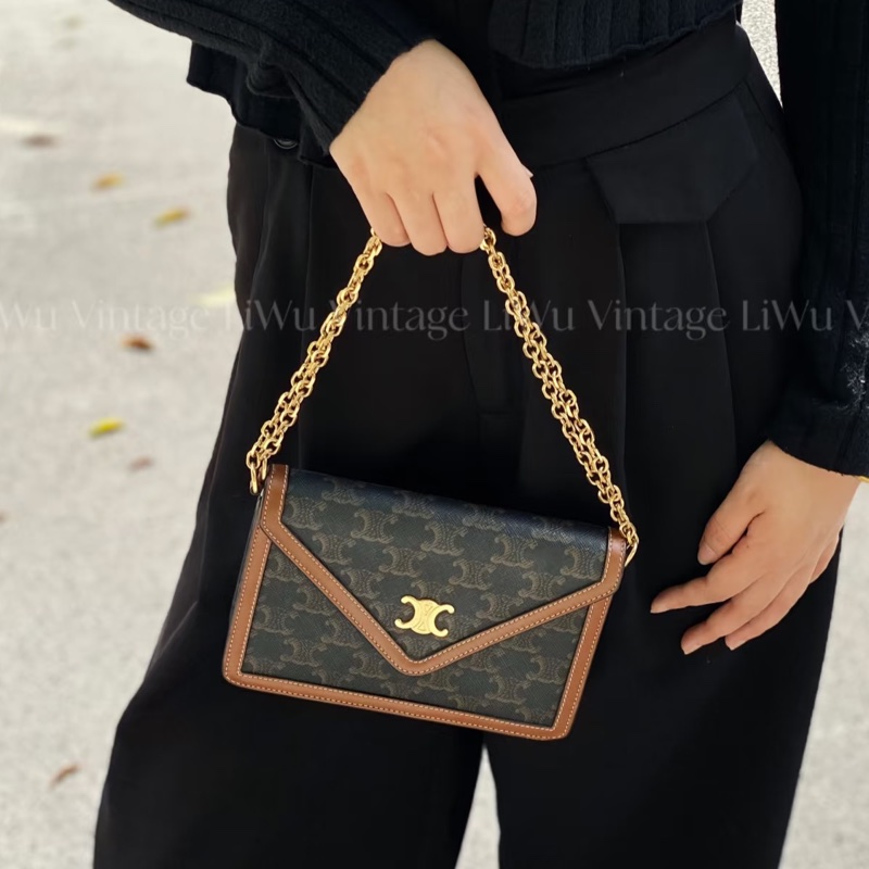 買到賺到✨99新🆕Celine賽琳triomphe老花焦糖拼色Woc信封包肩背包單肩斜挎包-3