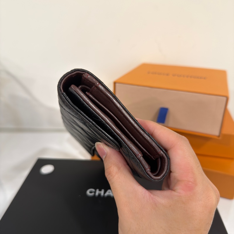 #超甜💰 #專櫃原價6️⃣萬 香奈兒黑金Cf三折長夾-1