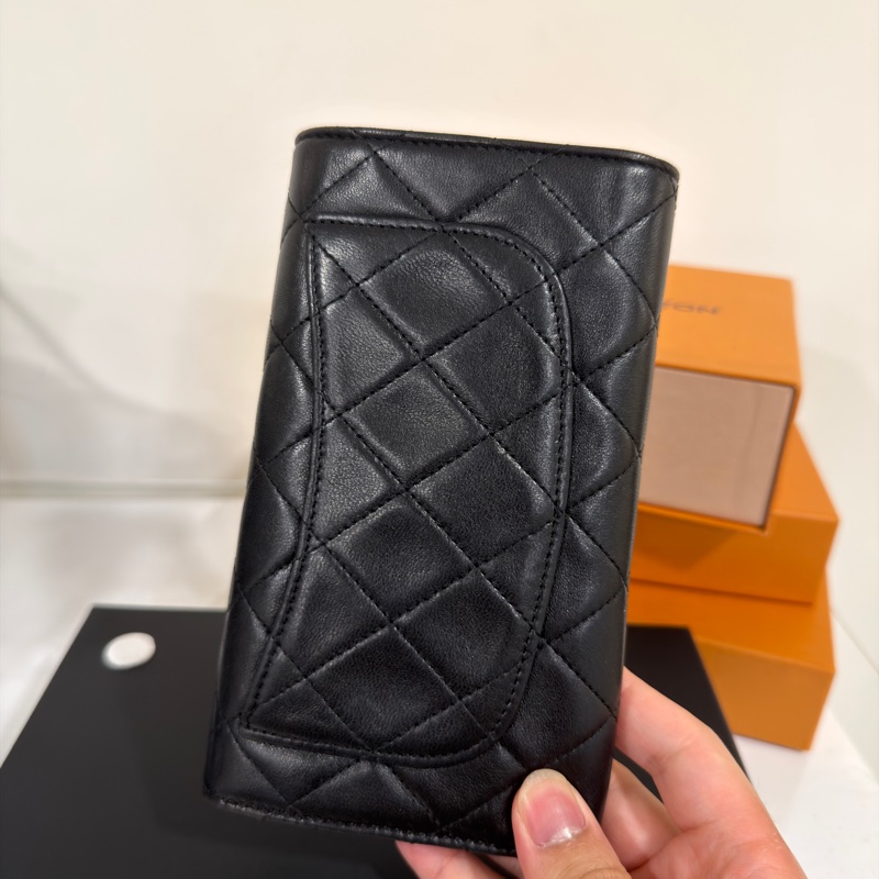 #超甜💰 #專櫃原價6️⃣萬 香奈兒黑金Cf三折長夾-2