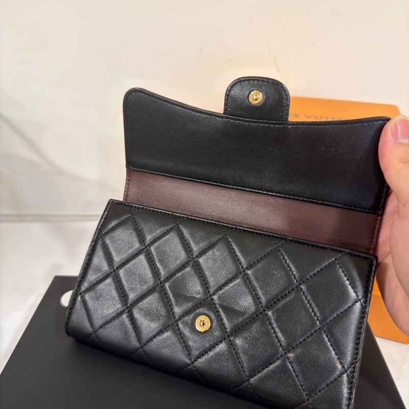 #超甜💰 #專櫃原價6️⃣萬 香奈兒黑金Cf三折長夾-4