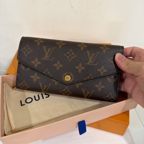 #全配🈶購證 #98新閒置 #全網最低價💰 Lv經典棕色老花信風長夾