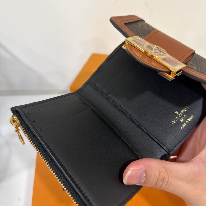 #全新全配🈶購證 #超甜💰 #芯片款 Lv達芙妮三折短夾🈶零錢袋-7