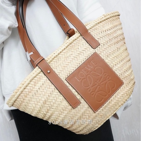 #專櫃8️⃣萬 #全網最低💰 #夏天必備🌞 Loewe編織拼皮革菜籃子中號 現買現賺💰