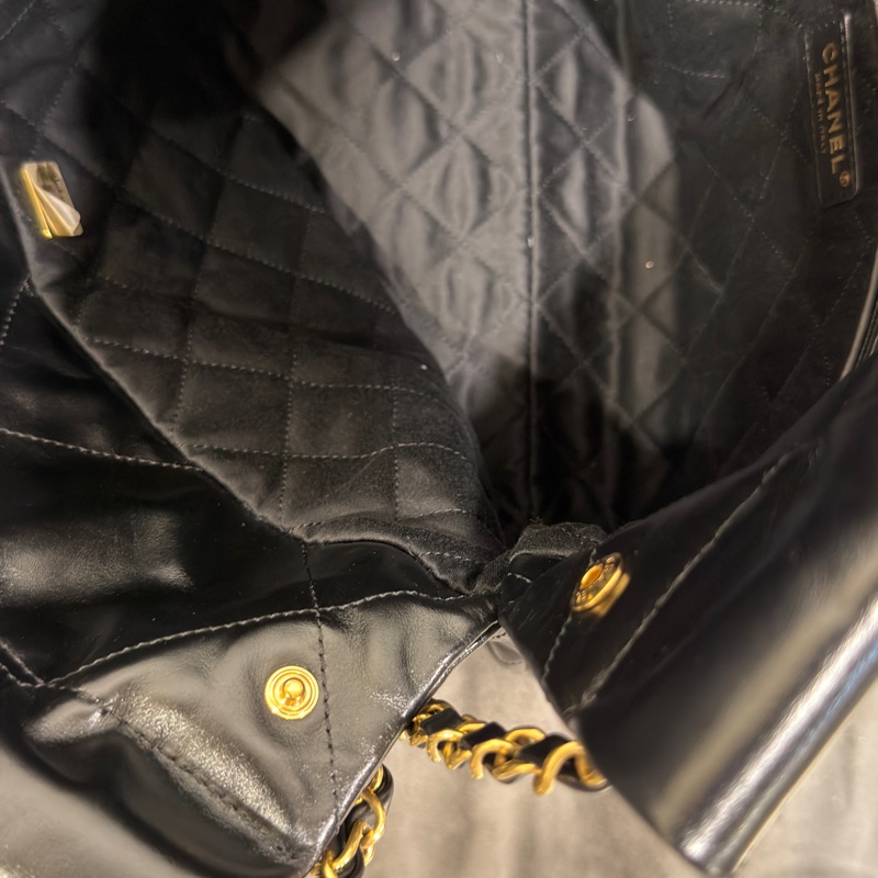 #全新全配🈶購證 #賠售割愛有緣人💕 Chanel 22bag黑金垃圾袋小號 芯片款-18