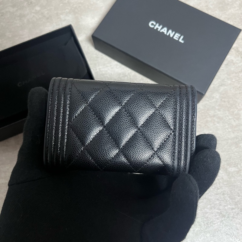 正品 Chanel boy荔枝皮黑金卡夾-1