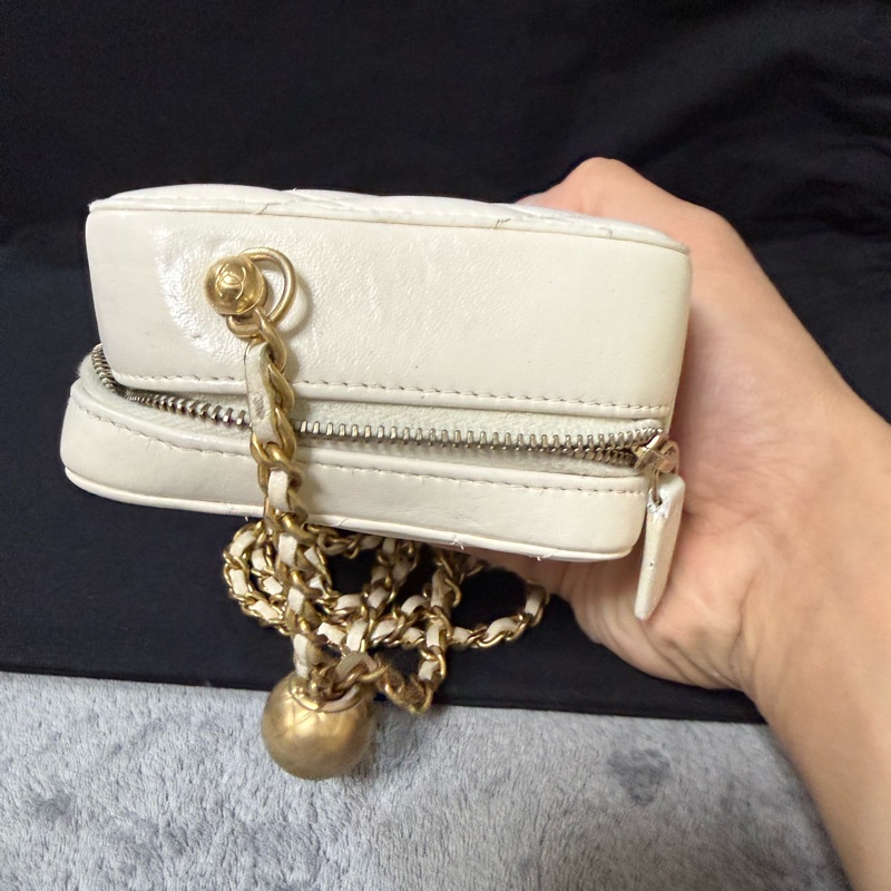 CHANEL CHAIN BOX WITH GOLD BALL-5
