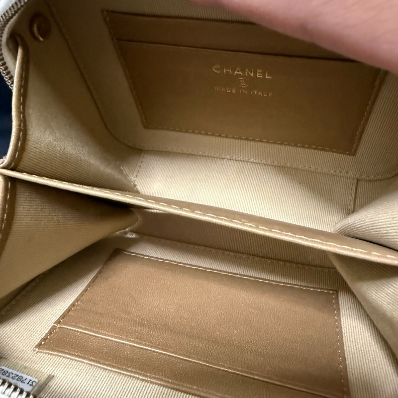 CHANEL CHAIN BOX WITH GOLD BALL-8