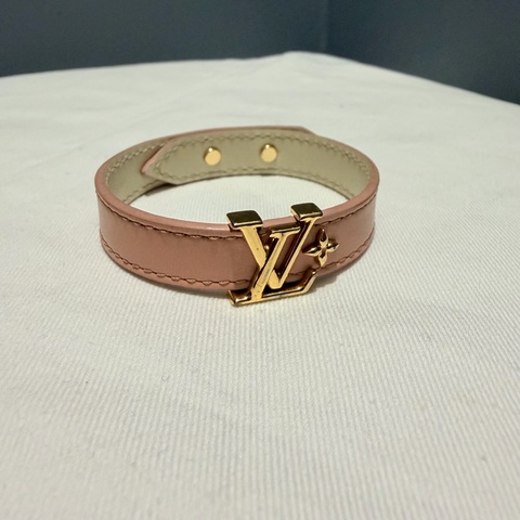 Louis Vuitton LV Iconic 皮革手環 粉 金 17