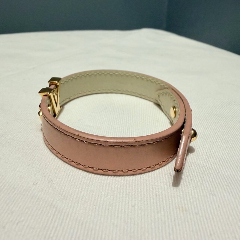 Louis Vuitton LV Iconic 皮革手環 粉 金 17-2